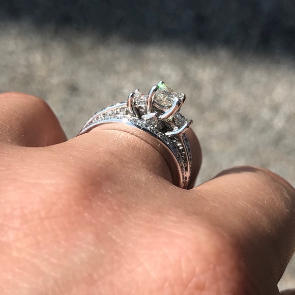 Helzburg Radiant Star Wedding Princess Set - Picture 4 of 8